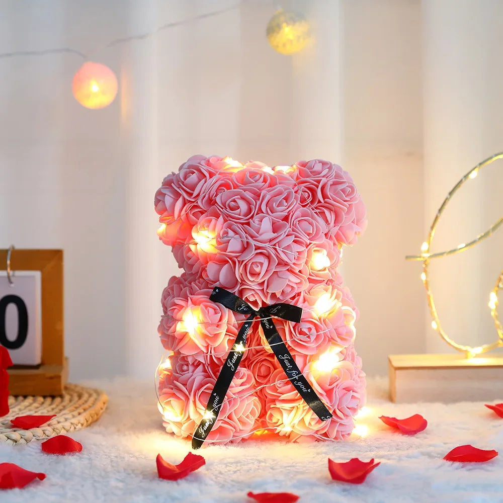 Ourson en Roses Éternelles – Cadeau Romantique Inoubliable pour la Saint-Valentin